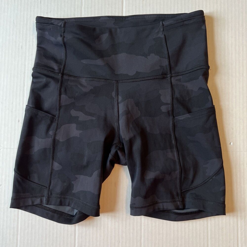 Lululemon Fast and Free High-Rise Bike Shorts Camo Gray Pockets Size 4